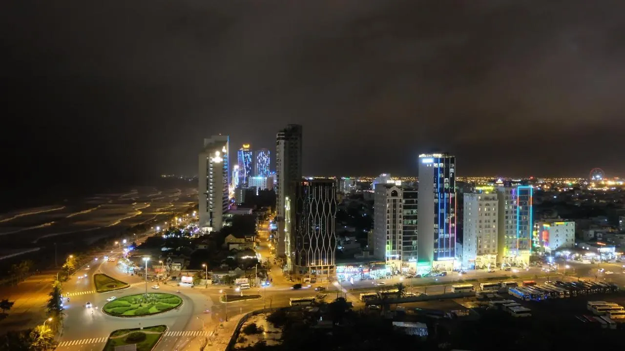 Le Hoang Beach Hotel Danang 4*, Da Nang