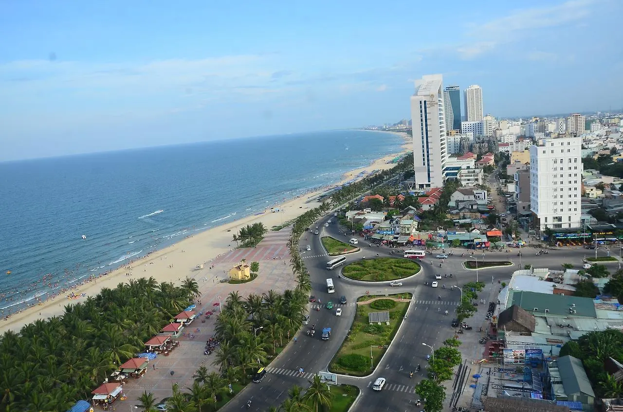 Le Hoang Beach Hotel Danang 4*, Da Nang