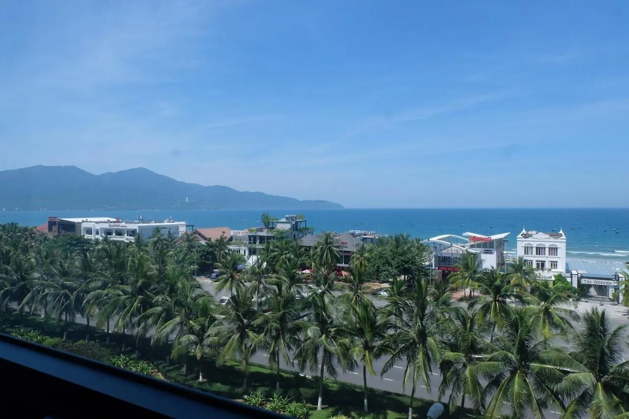 ****  Le Hoang Beach Hotel Danang Vietnam