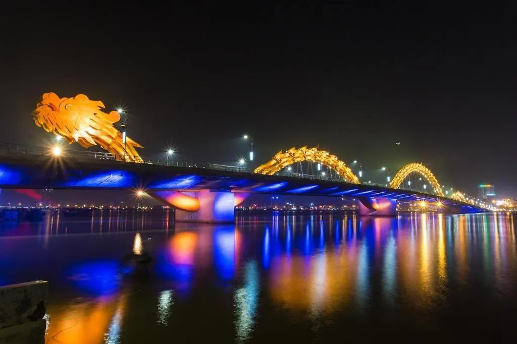 Le Hoang Beach Hotel Danang 4*, Đà Nẵng